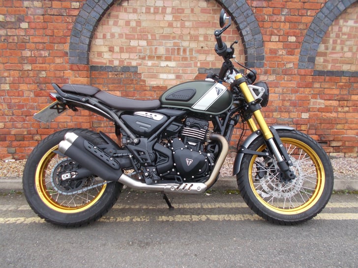 Triumph SCRAMBLER 400 X