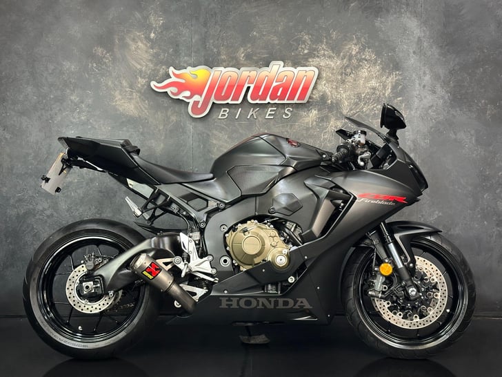 Honda CBR1000RR FIREBLADE 1000