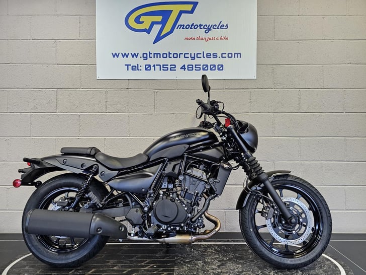 KAWASAKI Eliminator 500 SE