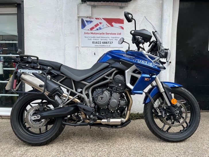 Triumph TIGER 800 XRT