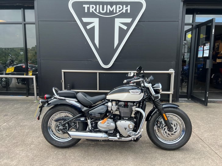 Triumph SPEEDMASTER 1200