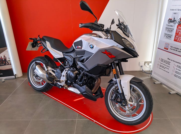 BMW F 900 XR