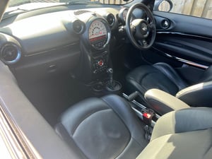 Used Mini PACEMAN PACEMAN 2.0 COOPER SD AUTO ALL4 EURO 5 3DR for sale in Chesterfield | Image 2