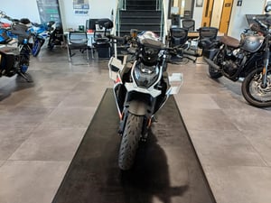 BMW M 1000 R