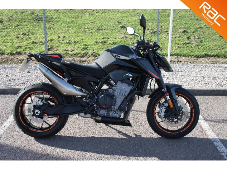 KTM 890 DUKE