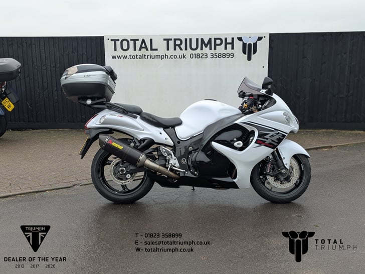 SUZUKI GSX1300R HAYABUSA