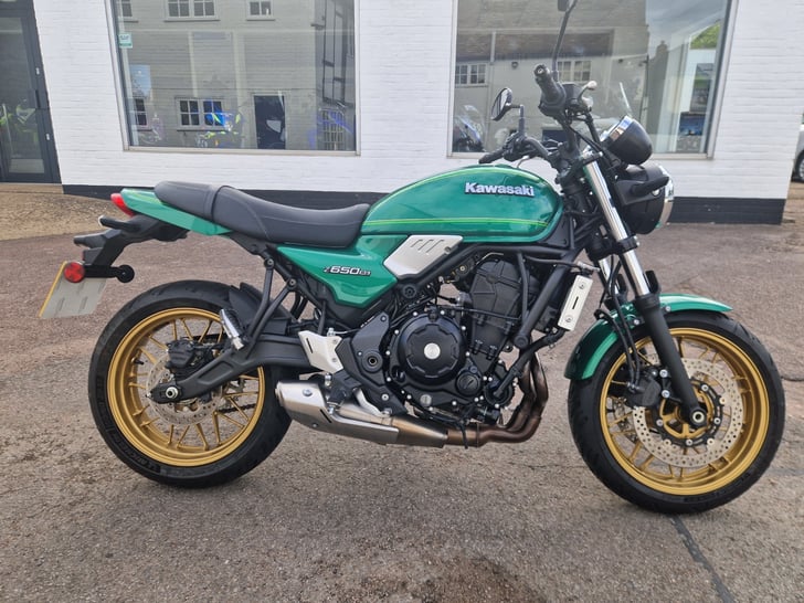 Kawasaki Z650 RS