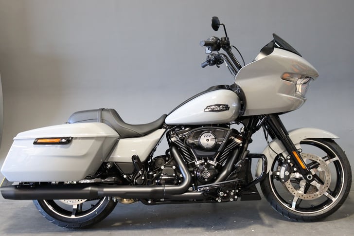 Harley-Davidson TOURING FLRT ROAD GLIDE