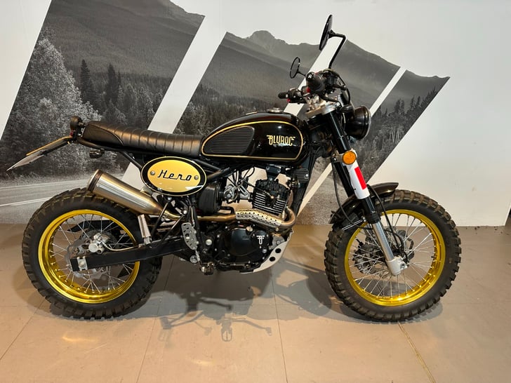 Bluroc HERO 125 