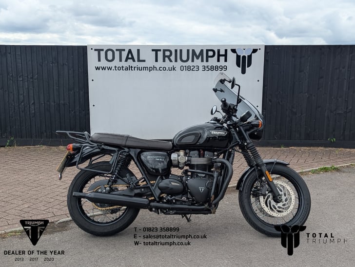 TRIUMPH BONNEVILLE T120 BLACK