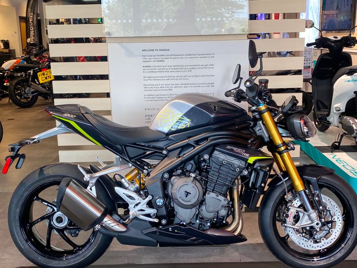 Triumph SPEED TRIPLE 1200 RS