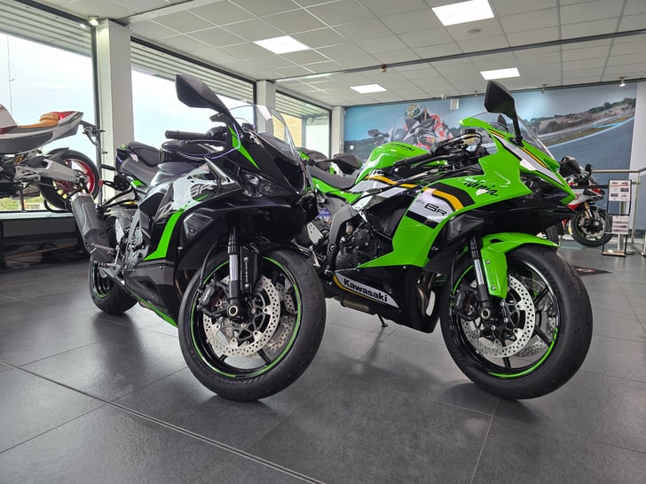 Kawasaki NINJA ZX-6R