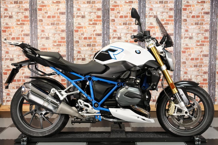 BMW R1200R