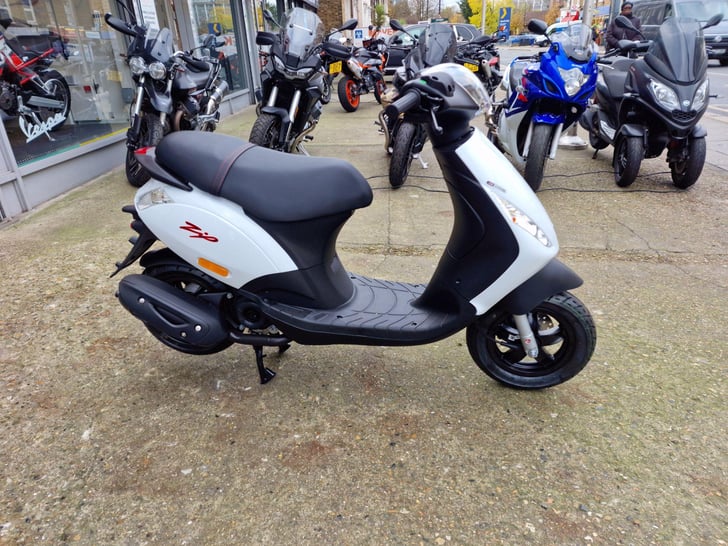 Piaggio ZIP 50 E5