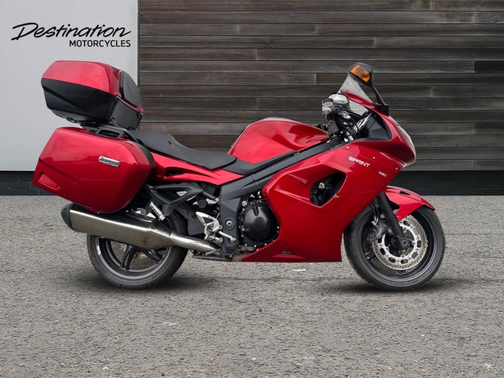 TRIUMPH SPRINT GT 1050