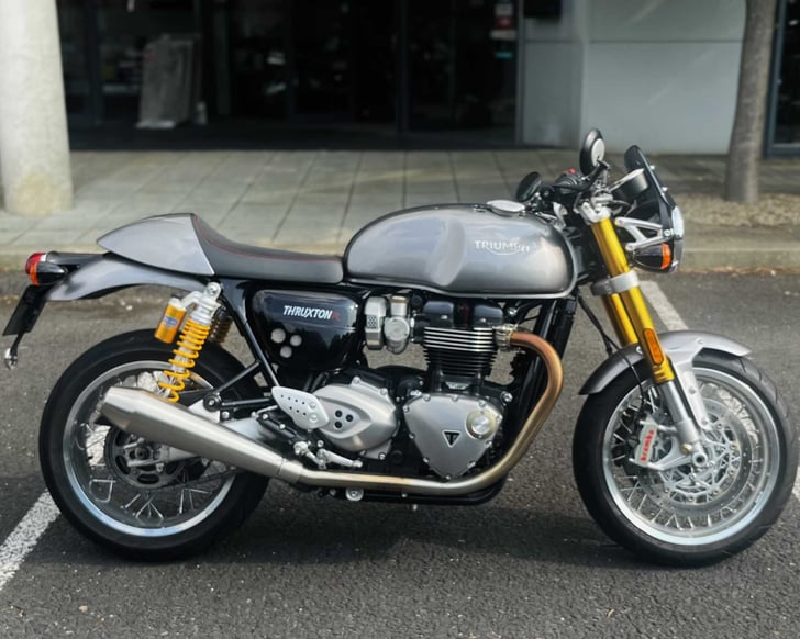 Triumph THRUXTON
