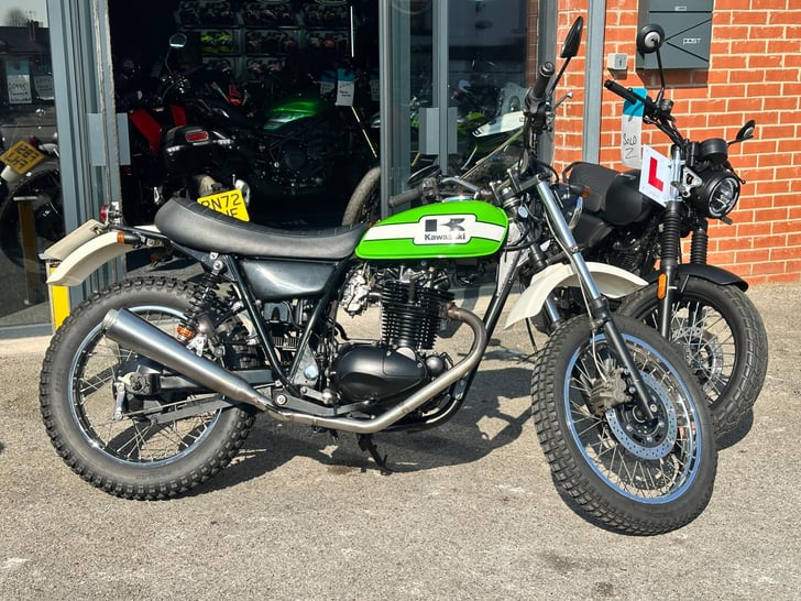 Kawasaki tr250