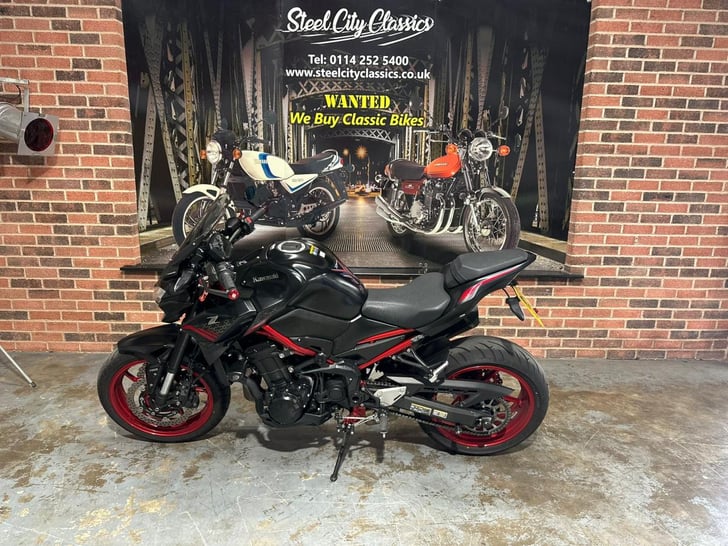 Kawasaki Z900