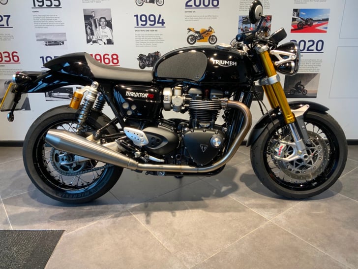 Triumph THRUXTON RS