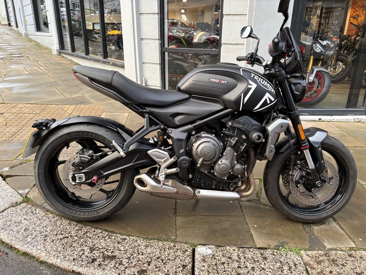 Triumph TRIDENT 660