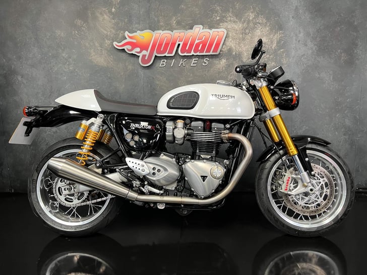 Triumph Thruxton 1200 R