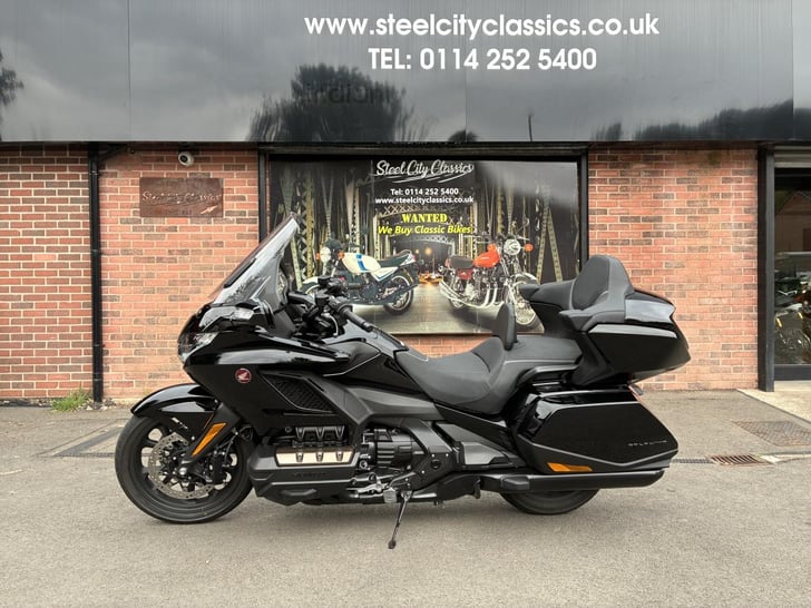 Honda GL1800 GOLD WING