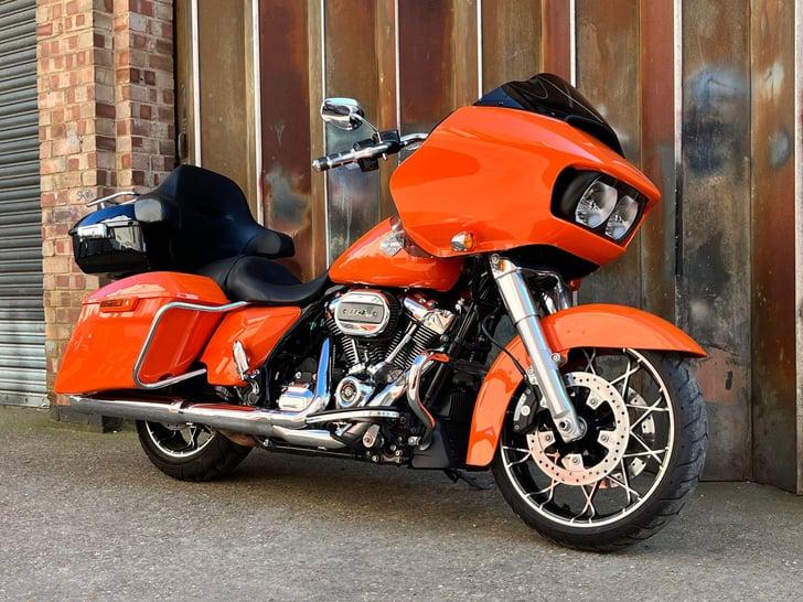 Harley-Davidson TOURING 1868 FLTRXS ROAD GLIDE SPECIAL