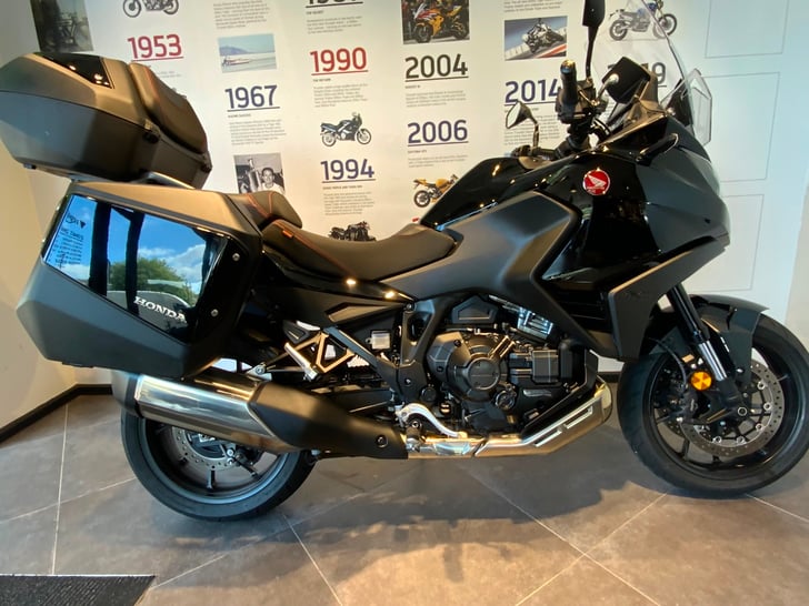 Honda NT1100 DCT