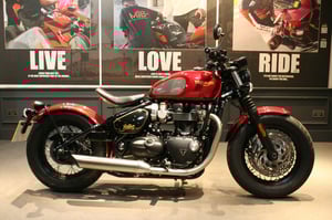 Used Triumph BOBBER BOBBER 1200 for sale in Watford | Image 2
