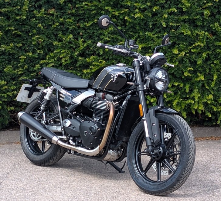 Triumph SPEED TWIN 900