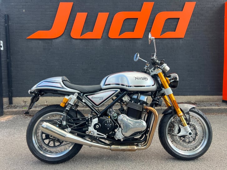 Norton Commando 961 SP