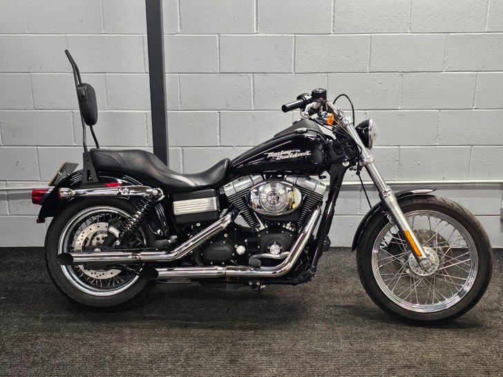 Harley-Davidson DYNA FXDB STREET BOB