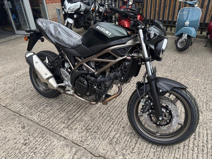 SUZUKI SV650 650