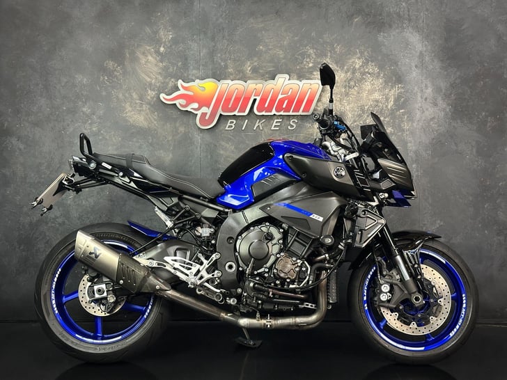 Yamaha MT-10 1000 HYPER-NAKED EURO 4