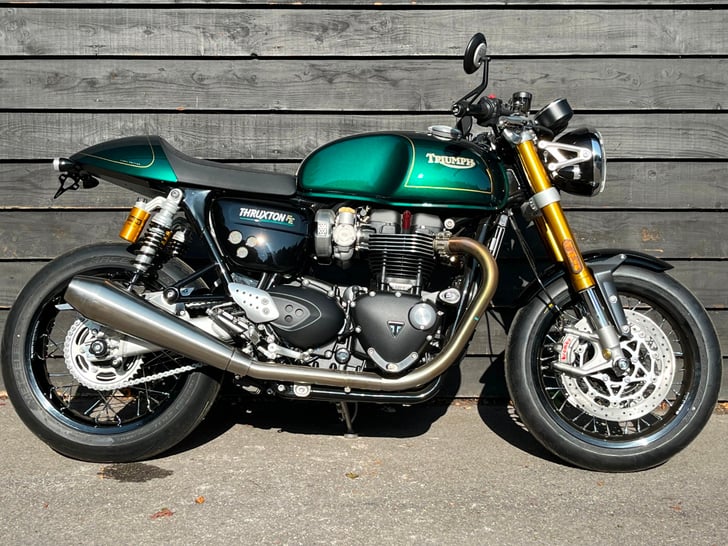 Triumph THRUXTON FE