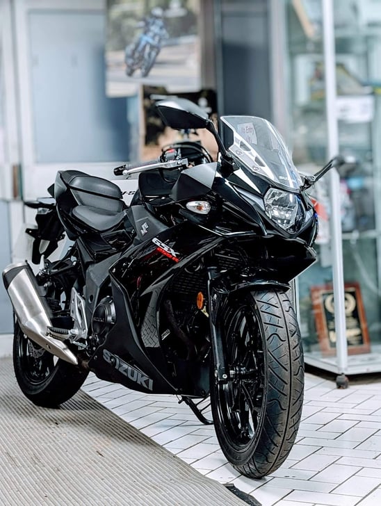 Suzuki GSX250