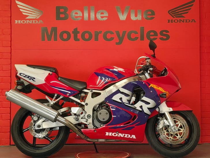 Honda CBR900RR FIREBLADE