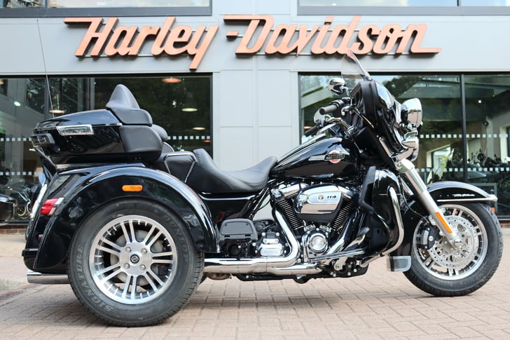 Harley-Davidson TRIKE FLHTCUTG TRI GLIDE ULTRA CLASSIC