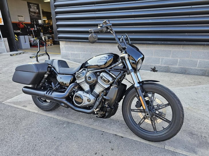 Harley-Davidson SPORTSTER NIGHTSTER 