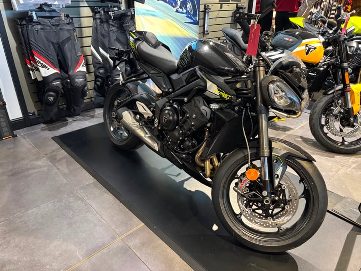 Triumph STREET TRIPLE 765 RS