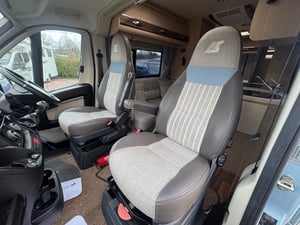 Used Auto-Sleepers KINGHAM KINGHAM for sale in Preston | Image 2