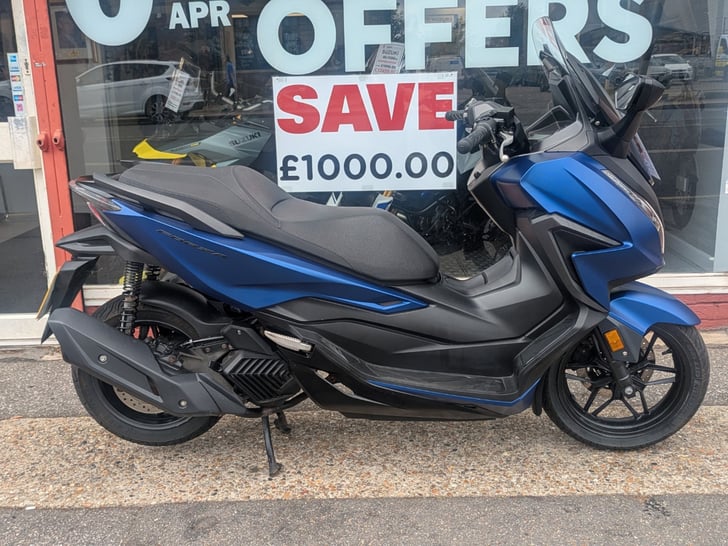 Honda FORZA 125