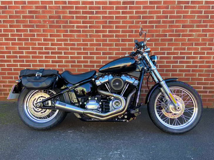 HARLEY-DAVIDSON FXST SOFTAIL STANDARD 174 
