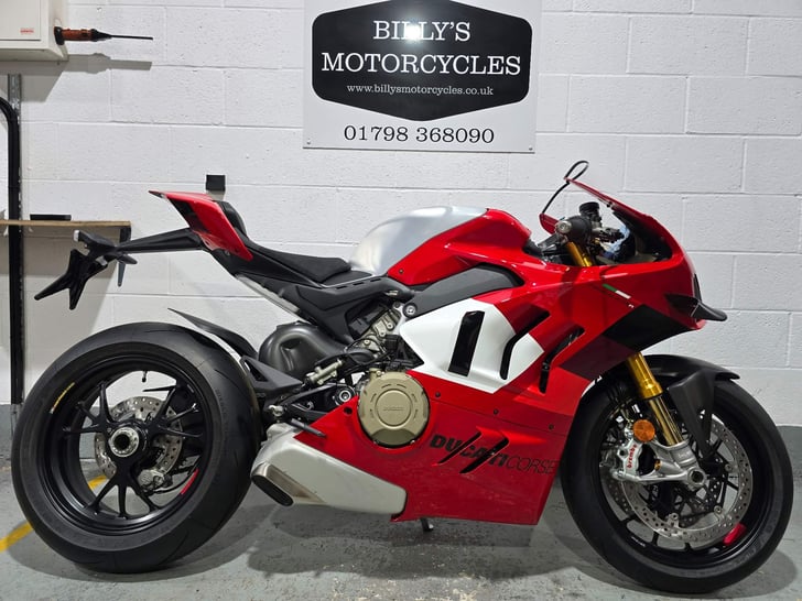 Ducati PANIGALE V4 R