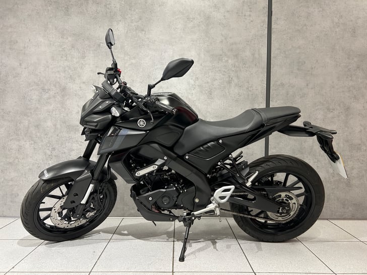 YAMAHA MT 125