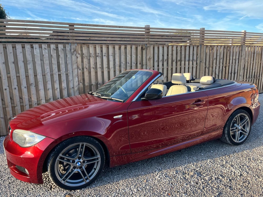 Used BMW 1 SERIES 1 SERIES 2.0 118D SPORT PLUS EDITION AUTO EURO 5 2DR for sale in Chesterfield