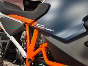 Used KTM 1390 SUPER ADVENTURE R 1390 SUPER ADVENTURE R for sale in Nottingham | Image 2