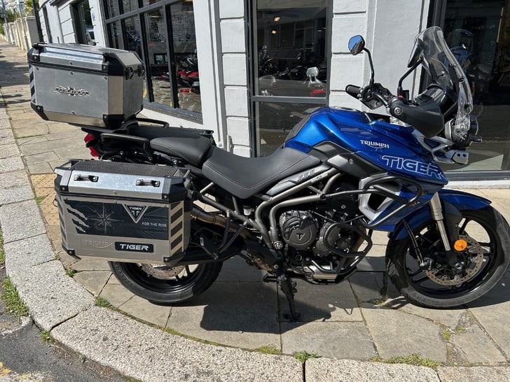 Triumph TIGER 800 XRT