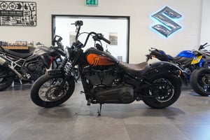 Harley-Davidson SOFTAIL FXBBS STREET BOB 114