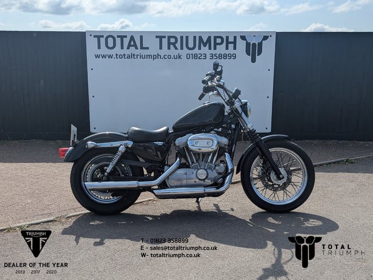 HARLEY-DAVIDSON SPORTSTER 883